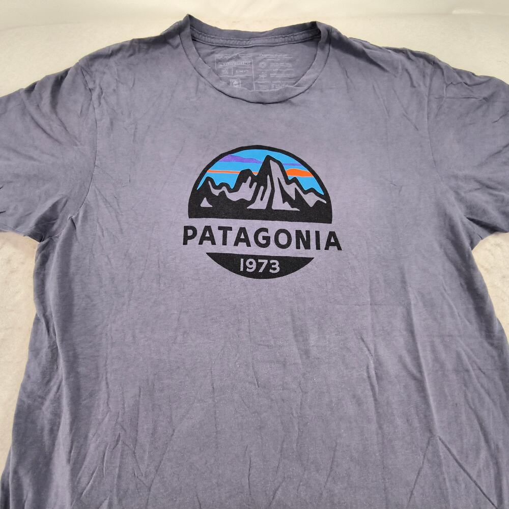 Patagonia Slim Fit Short Sleeve Crew Neck T-Shirt Mens Size Medium M Blue